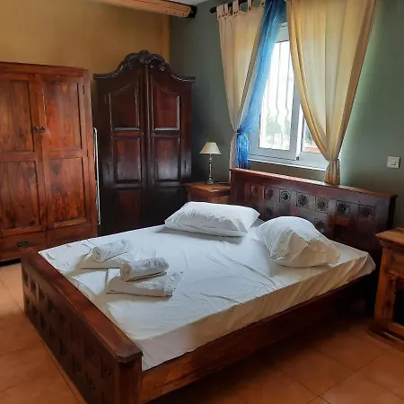 O Xenonas Ton Mylon Míloi