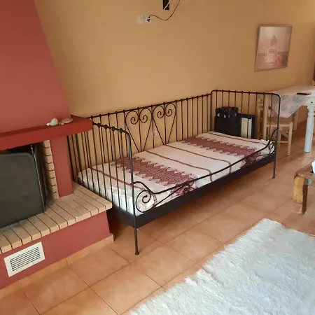 O Xenonas Ton Mylon Míloi