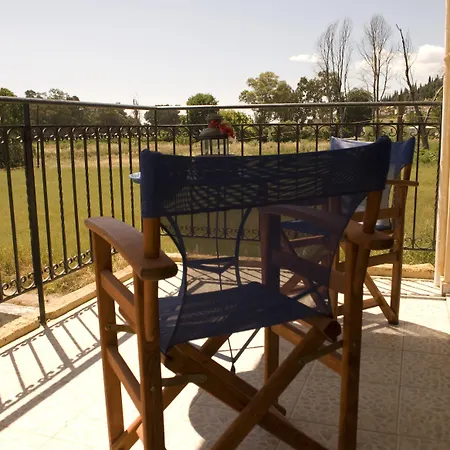 O Xenonas Ton Mylon Apartman Míli